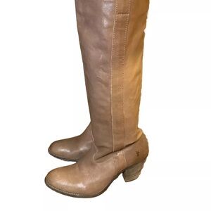 Frye SZ 8.5B Women’s Tall brown Leather Boots Heel 3.25”. Shaft 21” calf 16.5”